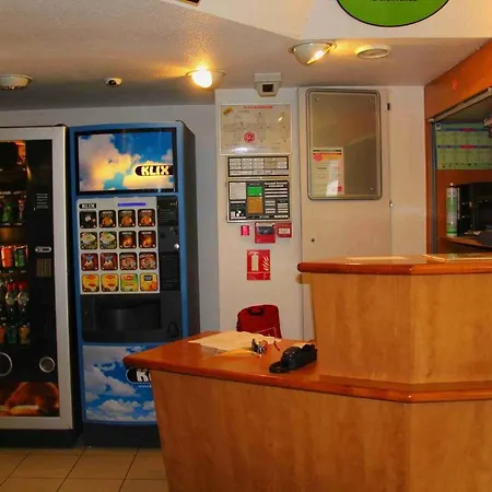 Lemon - Sur Oise/cergy Hotel